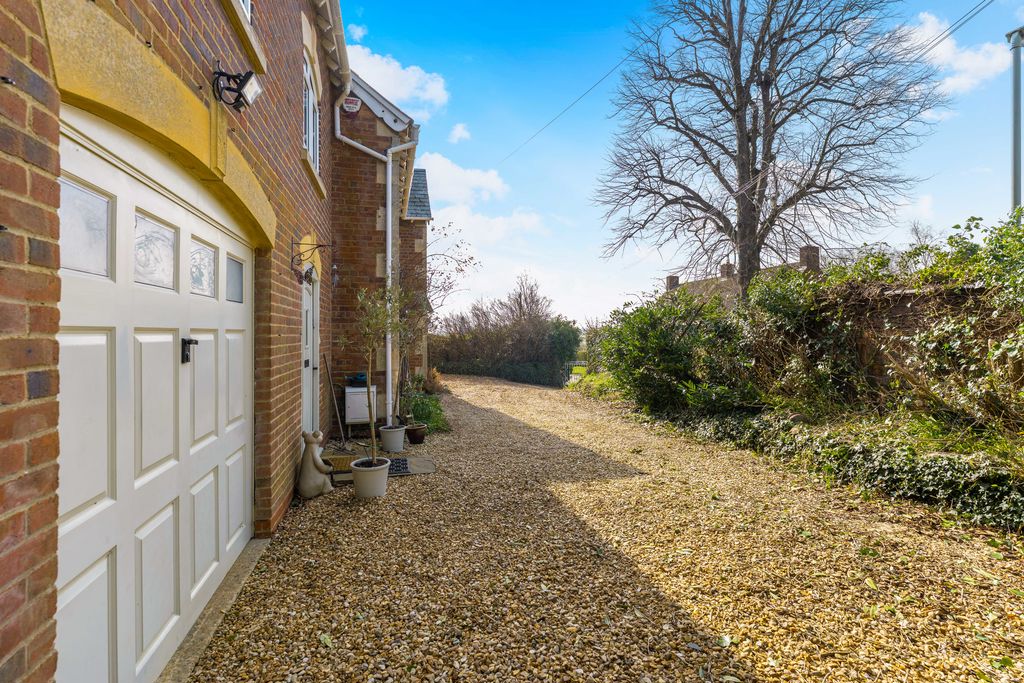 Church Street Bodicote